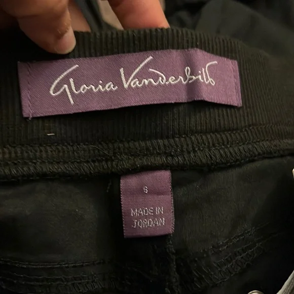 Gloria Vanderbilt Bermuda shorts - Picture 2 of 10